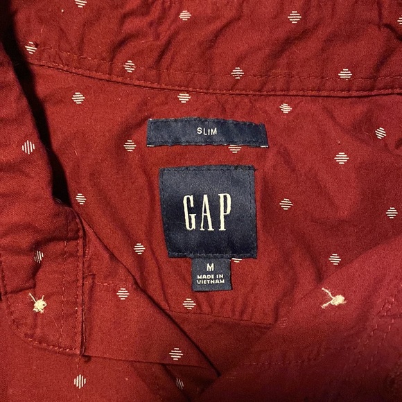DONATED - NWOT Gap slim button down - Picture 4 of 5